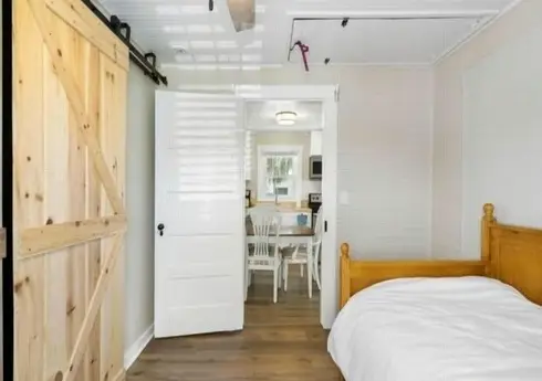 Coastal Classic (2-Bedroom Villa) by RedAwning